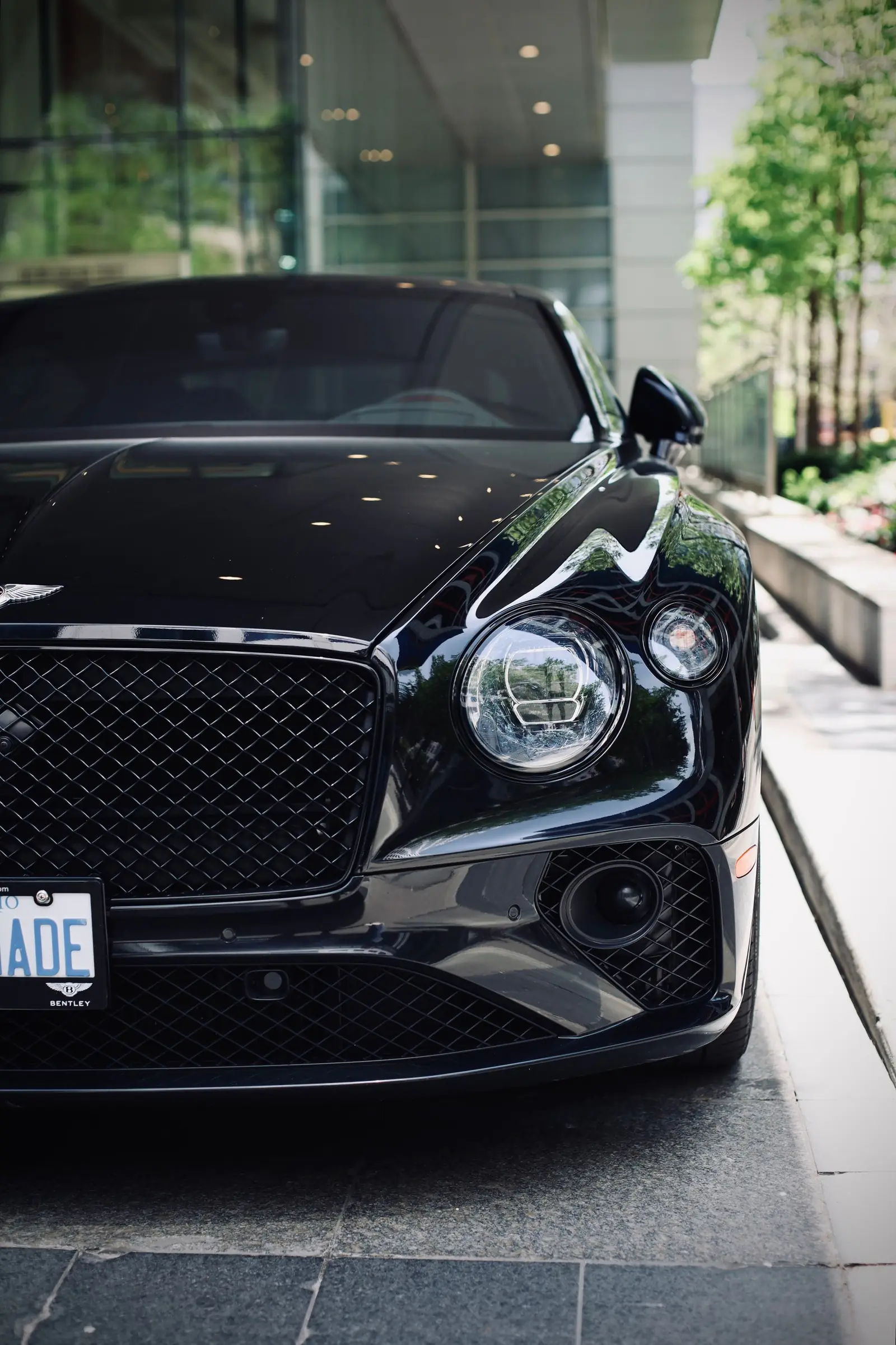 Bentley Continental GT (imagen ilustrativa de un anuncio de ejemplo)