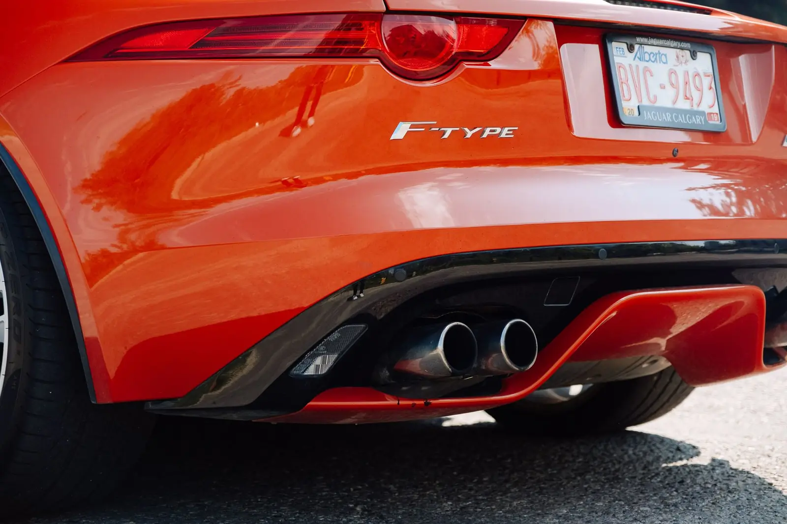 Jaguar F-Type (imagen ilustrativa de un anuncio de ejemplo)